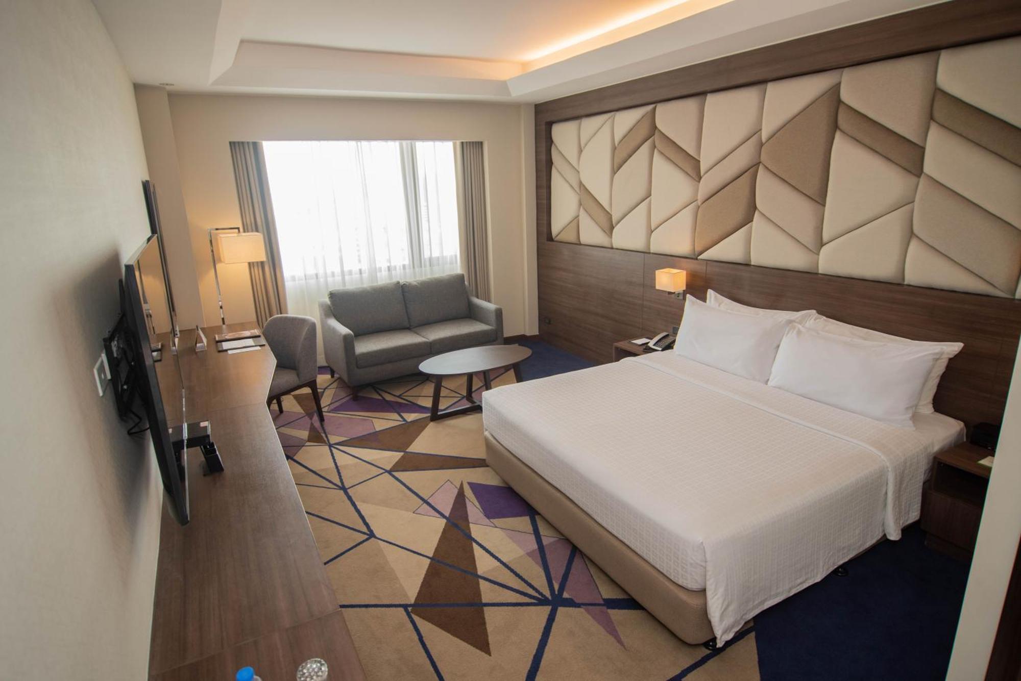 Luxent Hotel Quezón by Eksteriør bilde