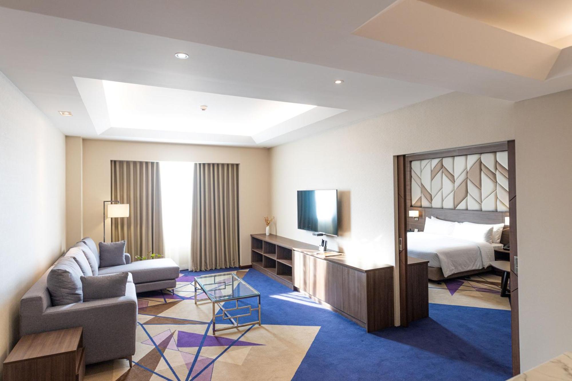 Luxent Hotel Quezón by Eksteriør bilde