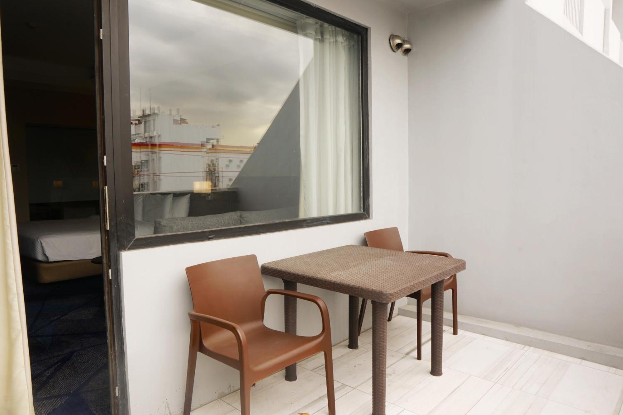 Luxent Hotel Quezón by Eksteriør bilde